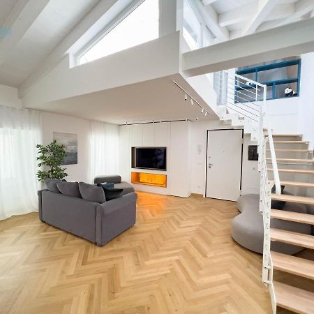 Апартаменти Tarabochia 8 Tirabora Short Rent Трієст Екстер'єр фото